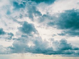 photo of nimbus clouds